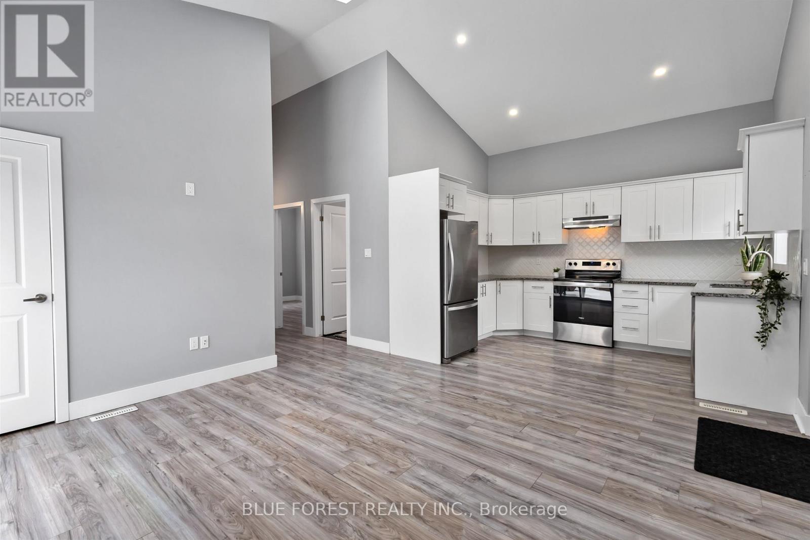 43 Southwood Crescent, London South, Ontario  N6J 1S8 - Photo 30 - X12842800