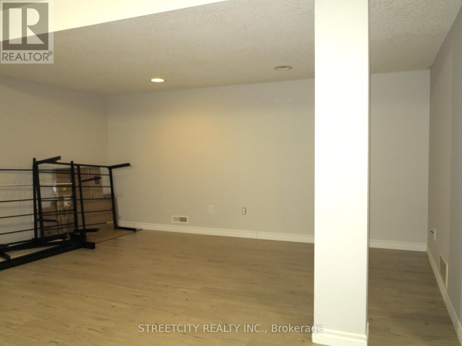 730 Silversmith Street, London North, Ontario  N6H 5R7 - Photo 21 - X12842934