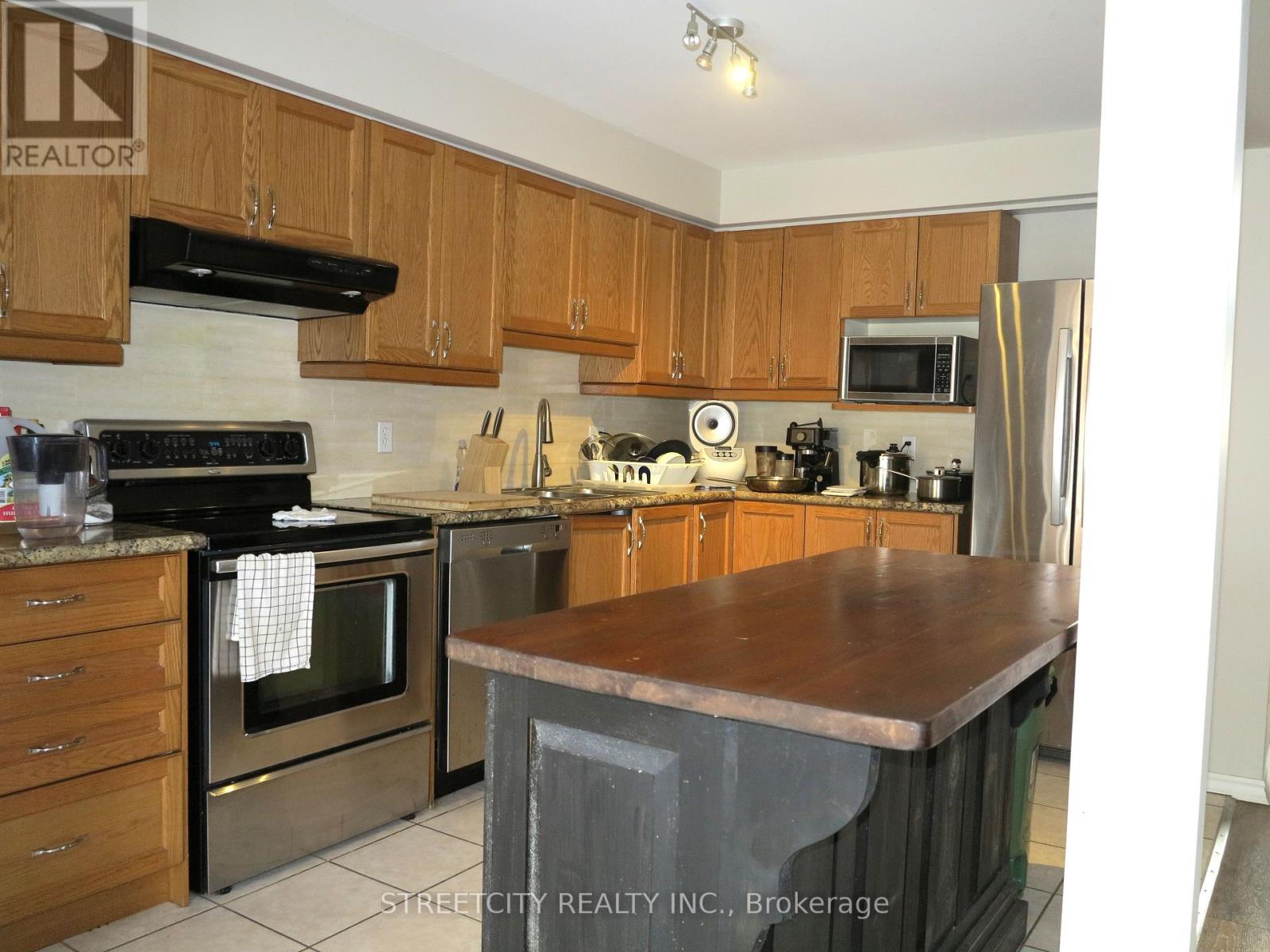 730 Silversmith Street, London North, Ontario  N6H 5R7 - Photo 4 - X12842934