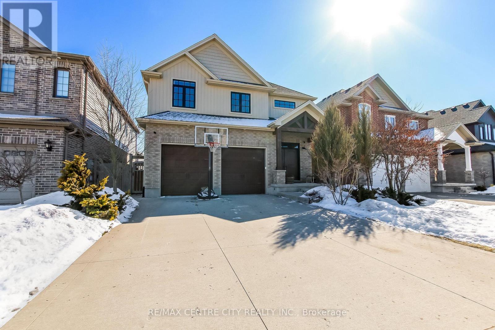 2200 Springridge Drive, London North, Ontario  N5X 0M3 - Photo 2 - X12842940