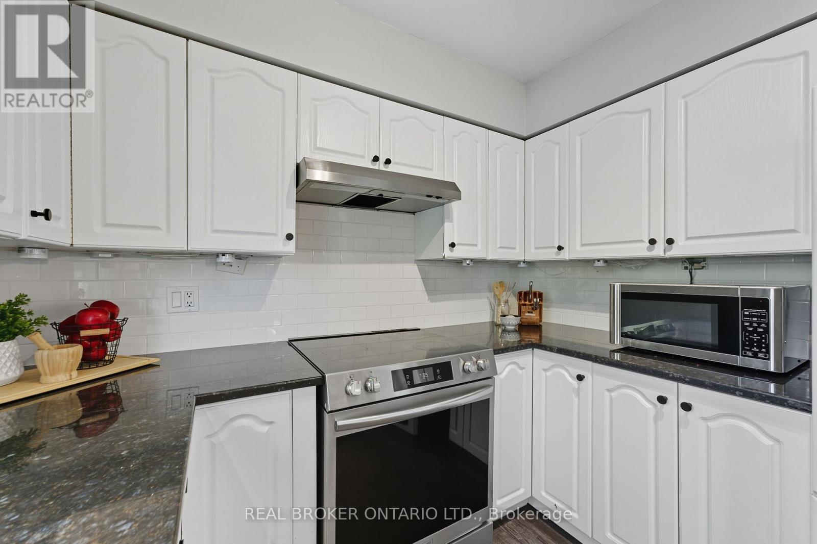 91 Mississippi Road, Carleton Place, Ontario  K7C 4E5 - Photo 12 - X12842802