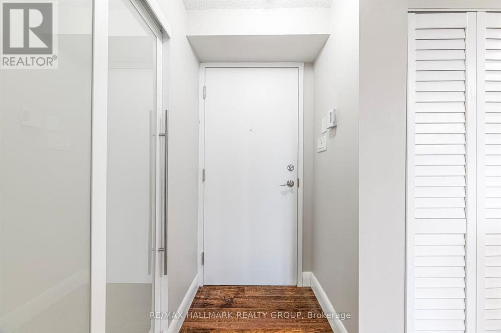 902 - 1025 Grenon Avenue, Ottawa, Ontario  K2B 8S5 - Photo 4 - X12842834