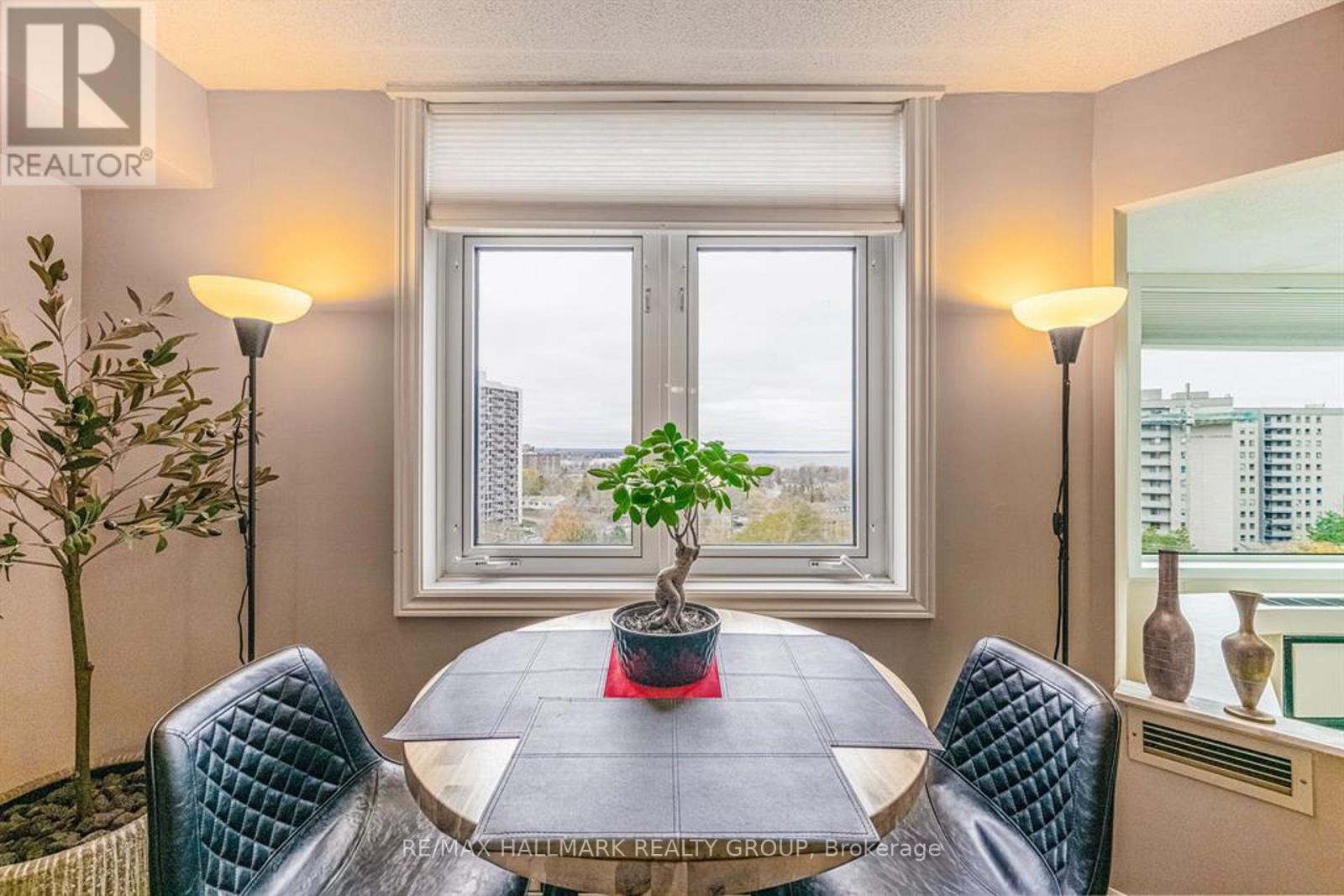 902 - 1025 Grenon Avenue, Ottawa, Ontario  K2B 8S5 - Photo 8 - X12842834