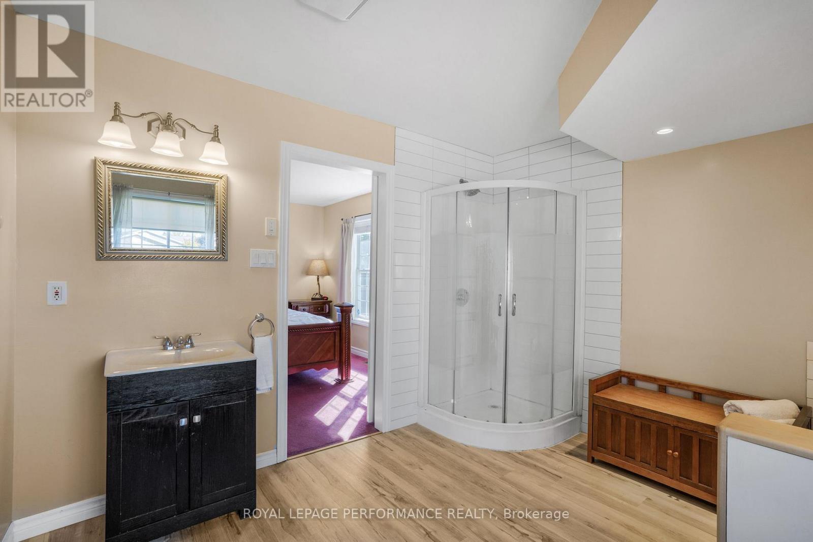 40 Lori Lane, North Dundas, Ontario  K0C 2H0 - Photo 21 - X12842836