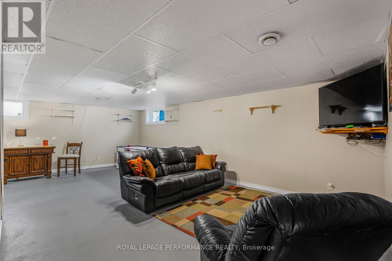 40 Lori Lane, North Dundas, Ontario  K0C 2H0 - Photo 24 - X12842836