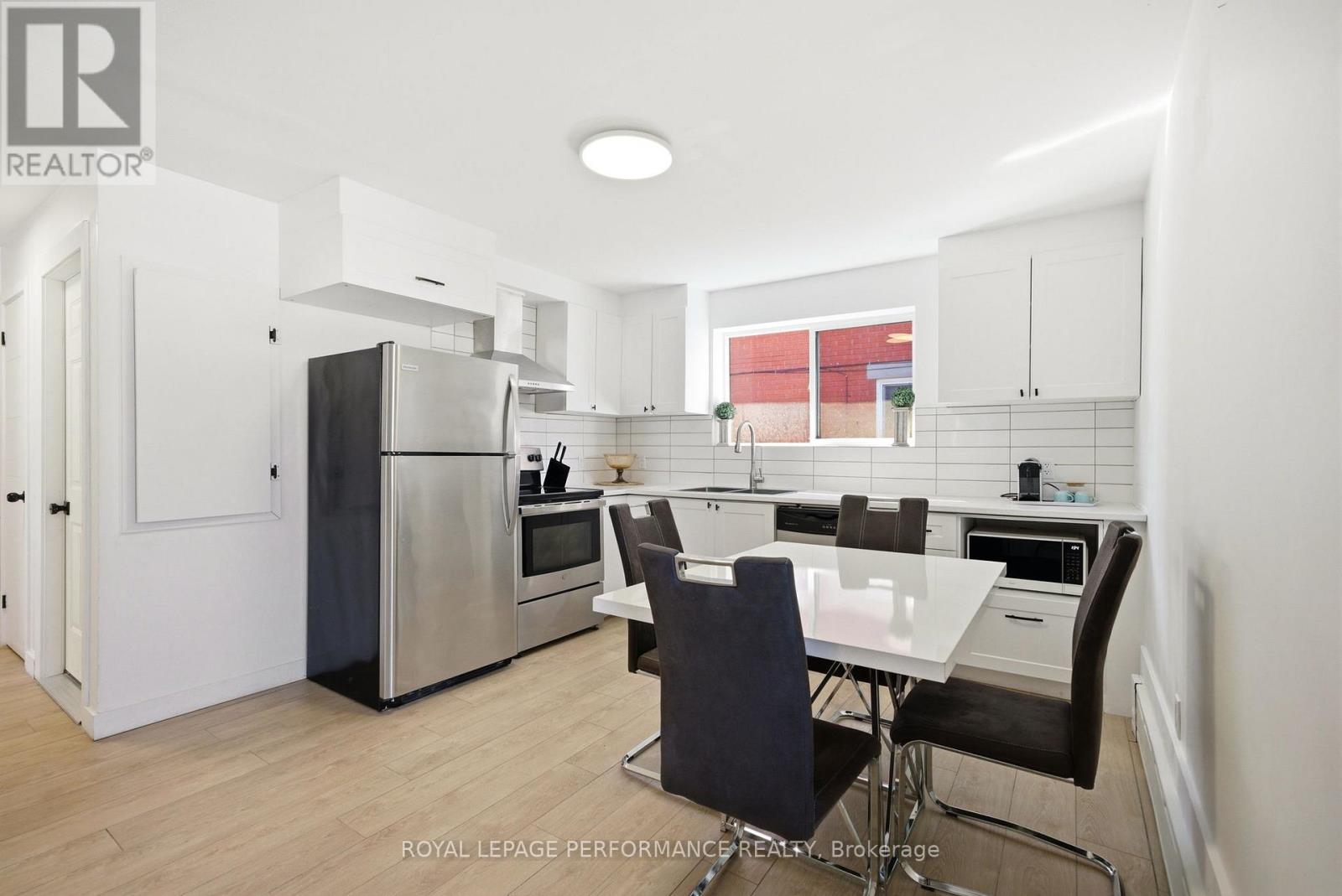 176 Dagmar Avenue, Ottawa, Ontario  K1L 5T2 - Photo 10 - X12842848