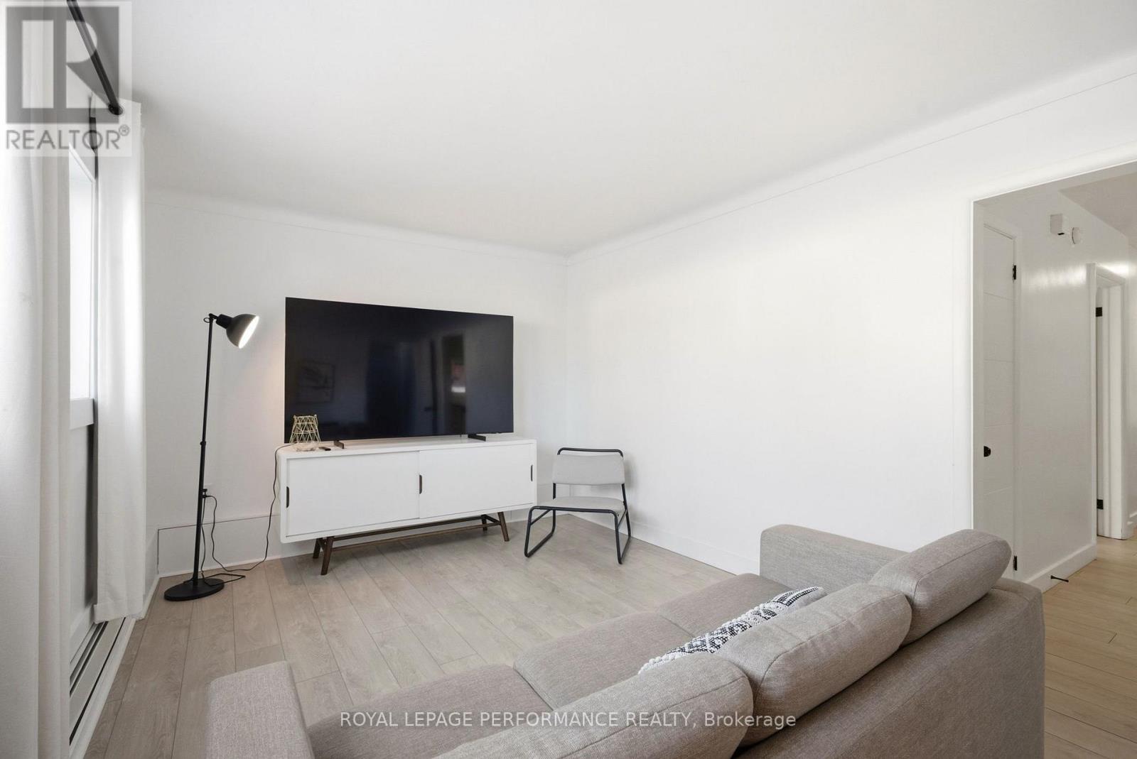 176 Dagmar Avenue, Ottawa, Ontario  K1L 5T2 - Photo 23 - X12842848