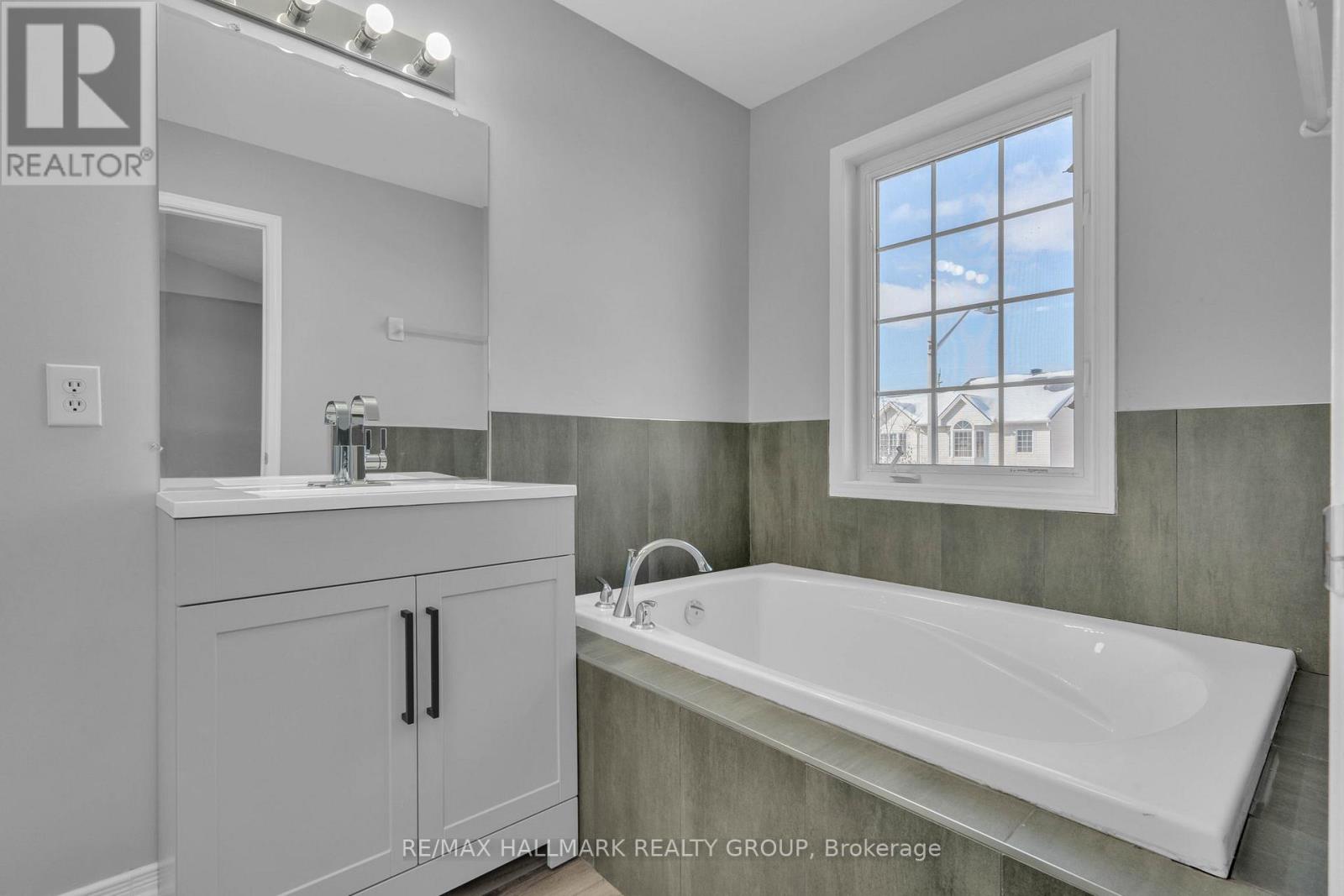 337 Brigitta Street, Ottawa, Ontario  K2S 0H9 - Photo 21 - X12842850