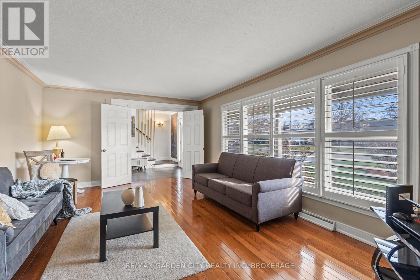 46 Adelene Crescent, St. Catharines, Ontario  L2T 3C8 - Photo 5 - X12842774