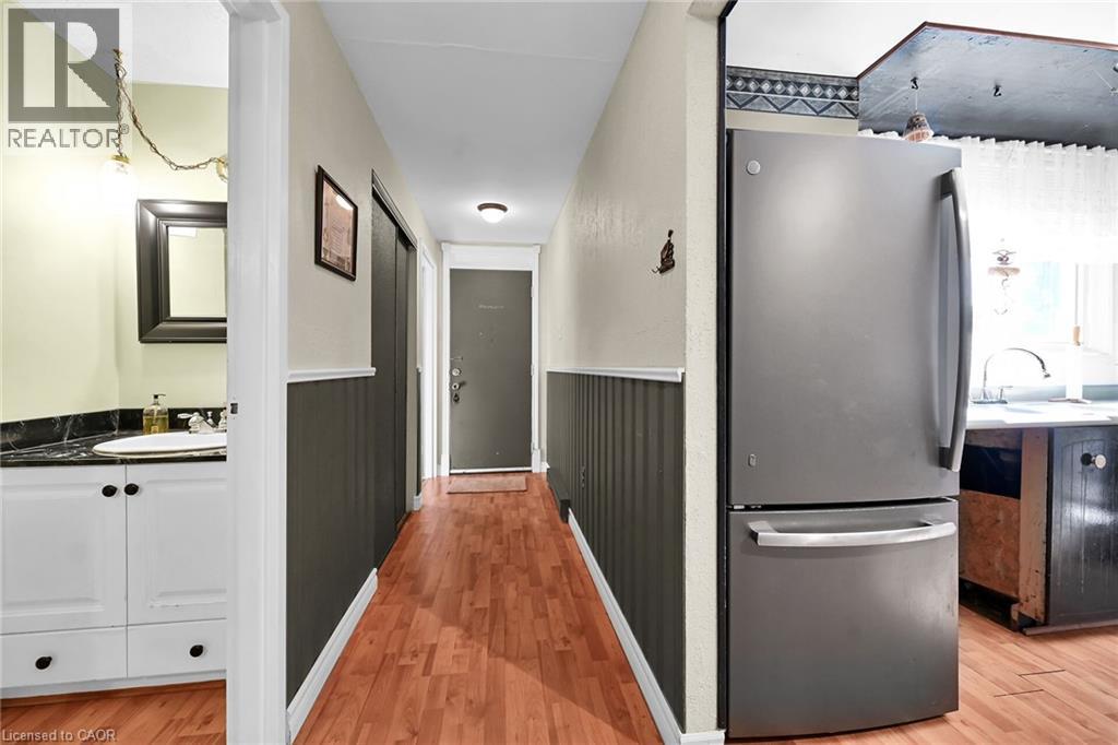 25 Britten Close Unit# A11, Hamilton, Ontario  L9C 4J8 - Photo 13 - 40809076