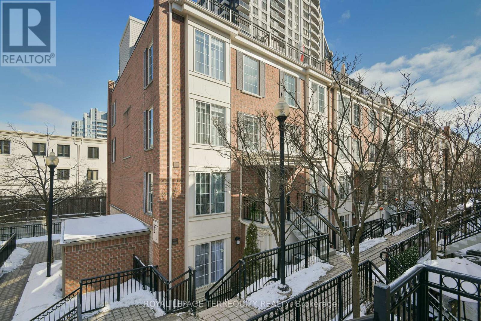 759 - 5 EVERSON DRIVE, Toronto, Ontario