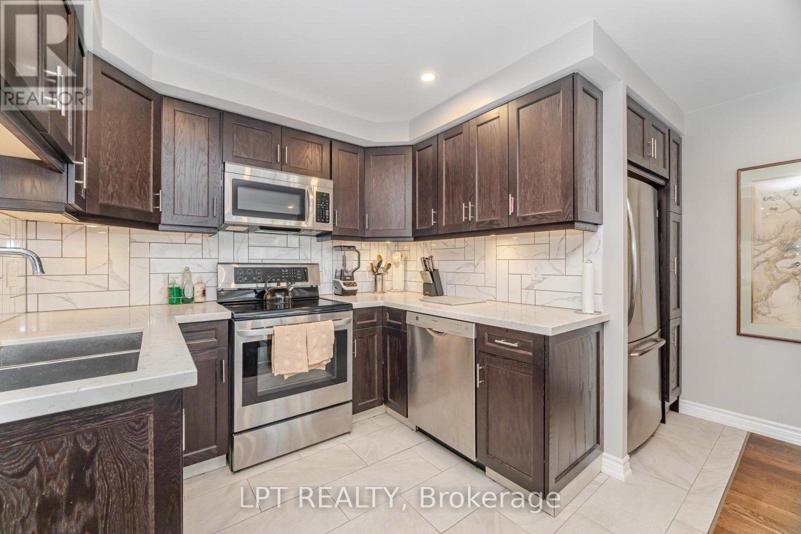 2007 - 55 Centre Avenue, Toronto, Ontario  M5G 2H5 - Photo 11 - C12842832