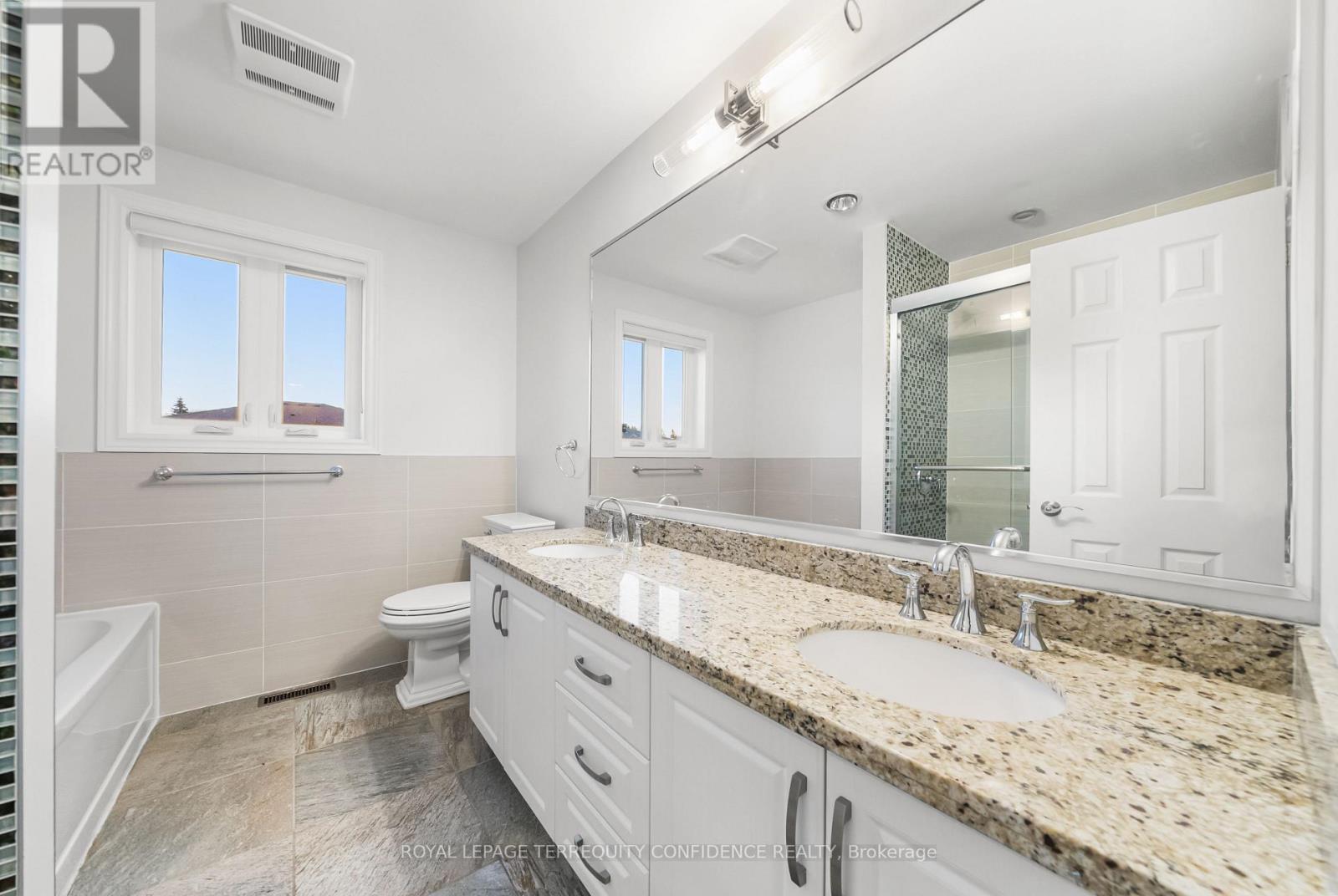 84 Bestview Drive, Toronto, Ontario  M2M 2X9 - Photo 27 - C12842864