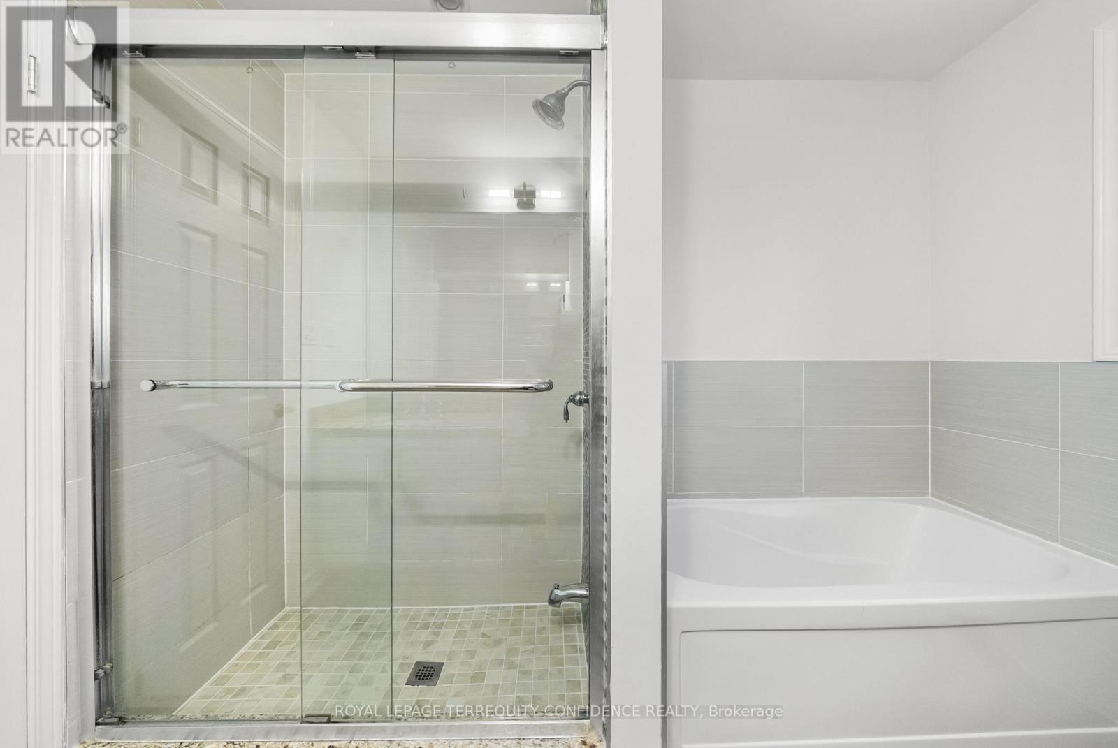 84 Bestview Drive, Toronto, Ontario  M2M 2X9 - Photo 29 - C12842864