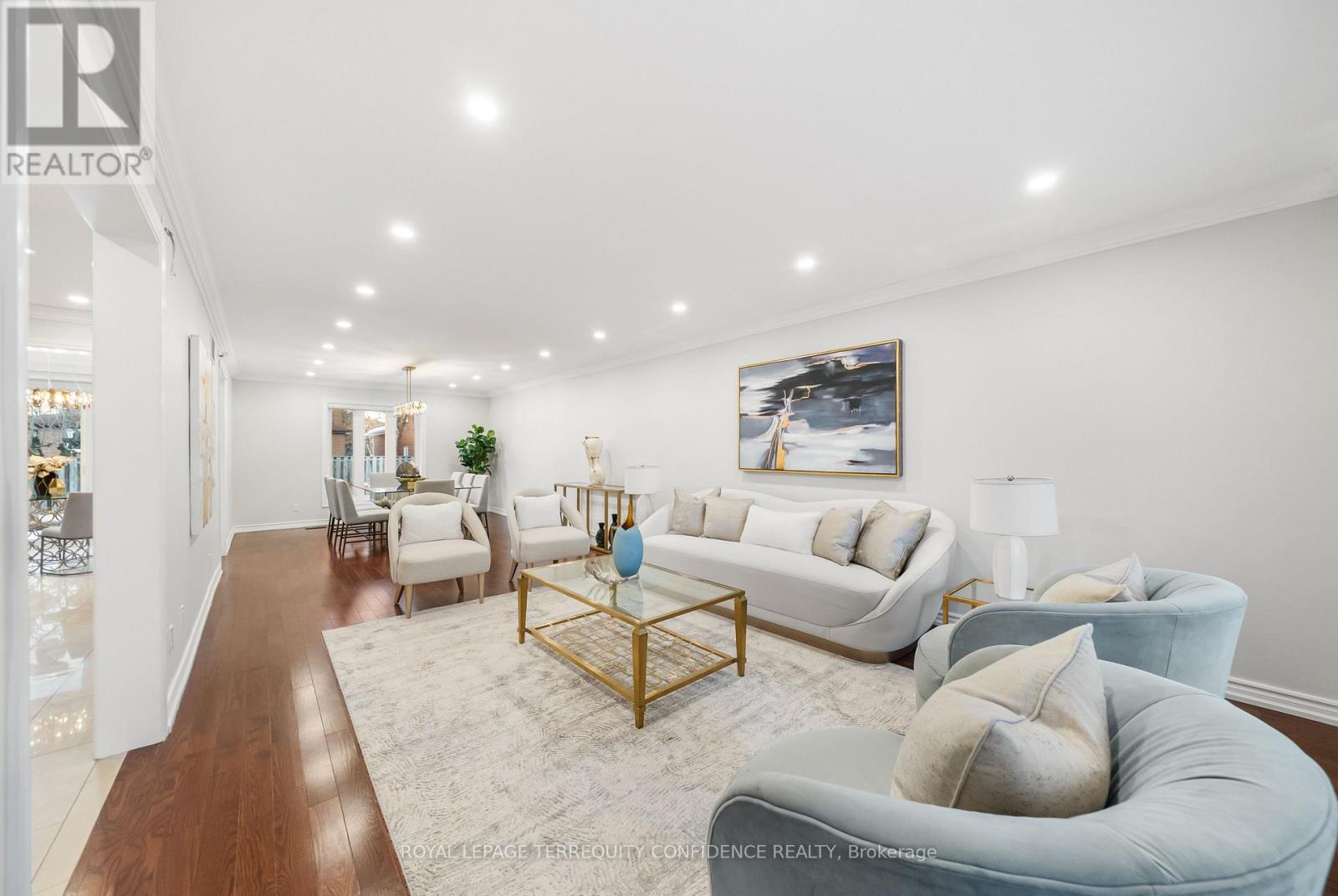 84 Bestview Drive, Toronto, Ontario  M2M 2X9 - Photo 3 - C12842864