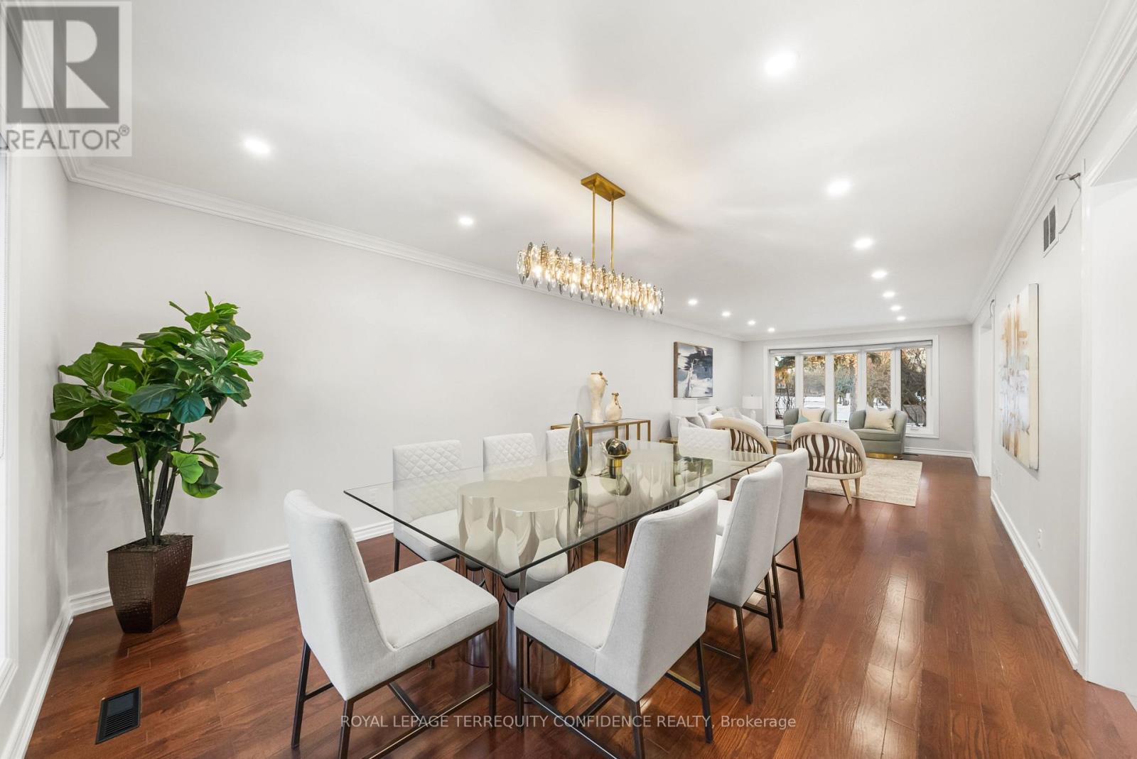 84 Bestview Drive, Toronto, Ontario  M2M 2X9 - Photo 4 - C12842864