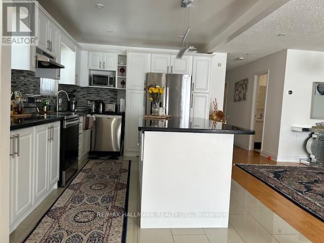 20 Yucatan Road, Toronto, Ontario  M2H 2K8 - Photo 6 - C12842866