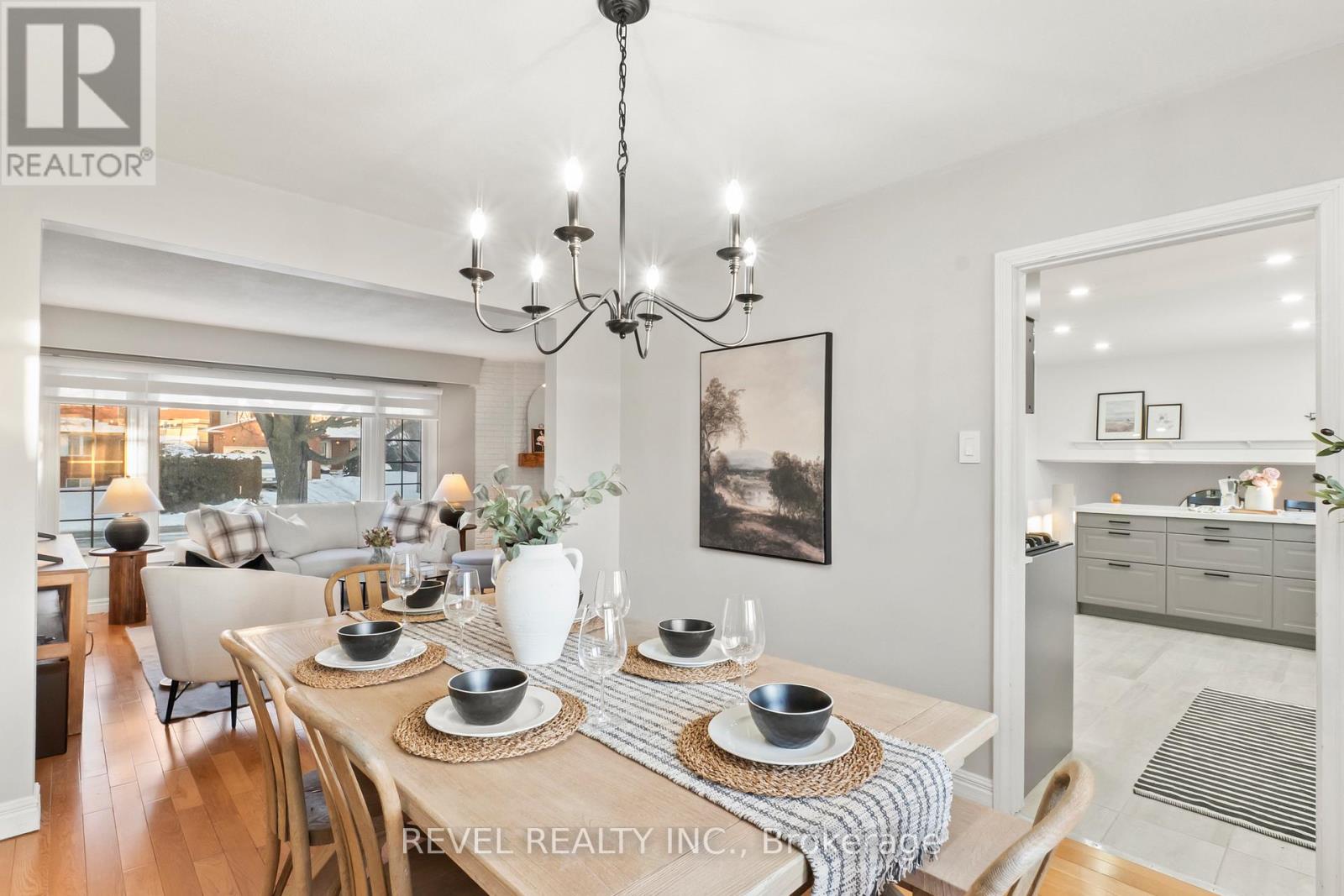 68 Applewood Crescent, Whitby, Ontario L1N 2E6 - Photo 12 - E12842782