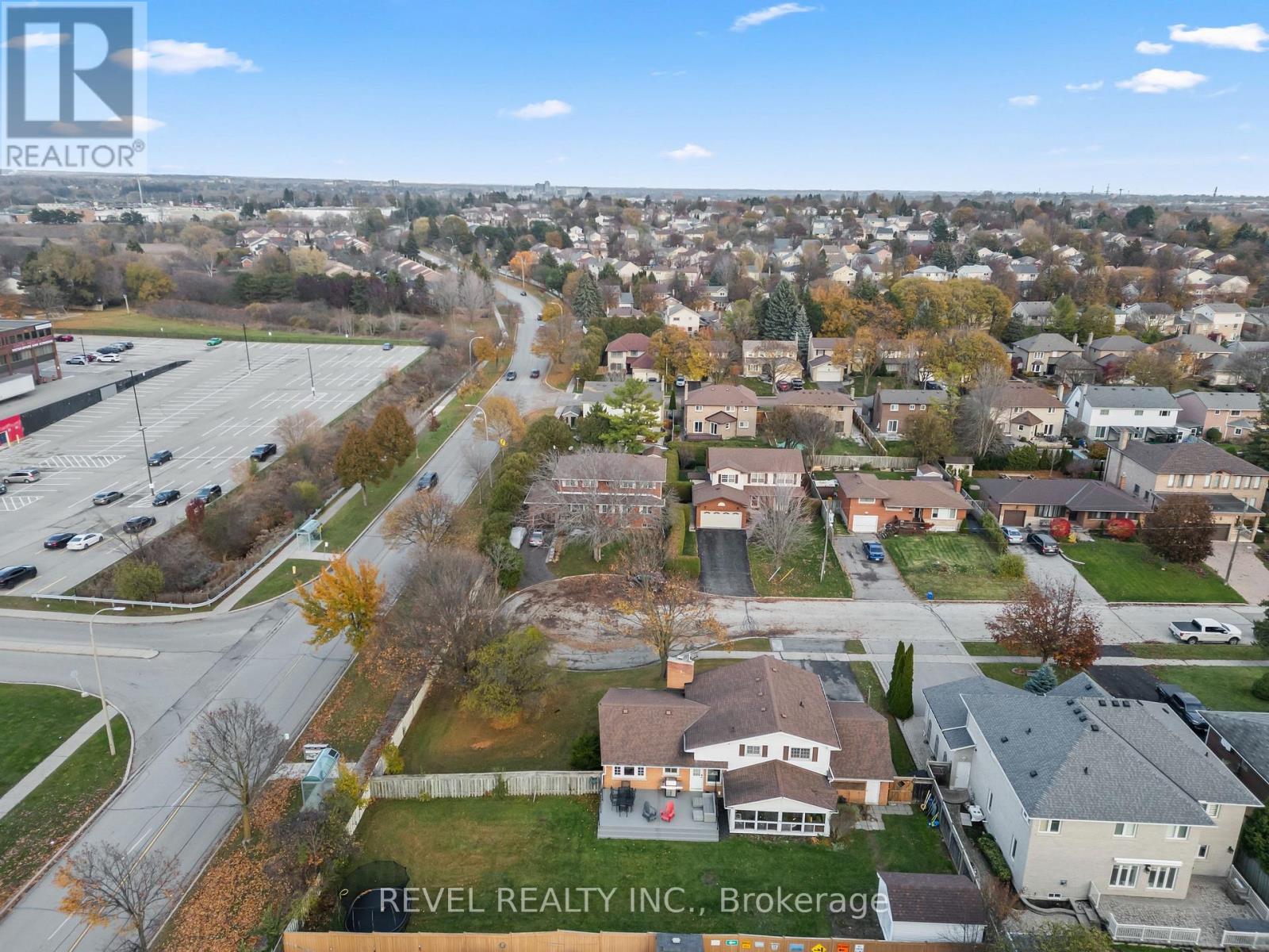 68 Applewood Crescent, Whitby, Ontario L1N 2E6 - Photo 36 - E12842782