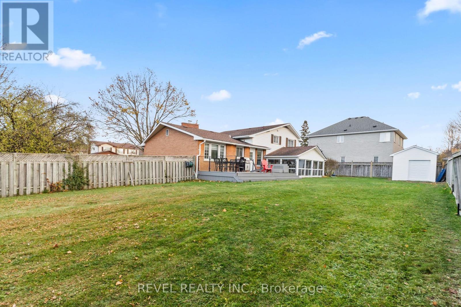 68 Applewood Crescent, Whitby, Ontario L1N 2E6 - Photo 37 - E12842782