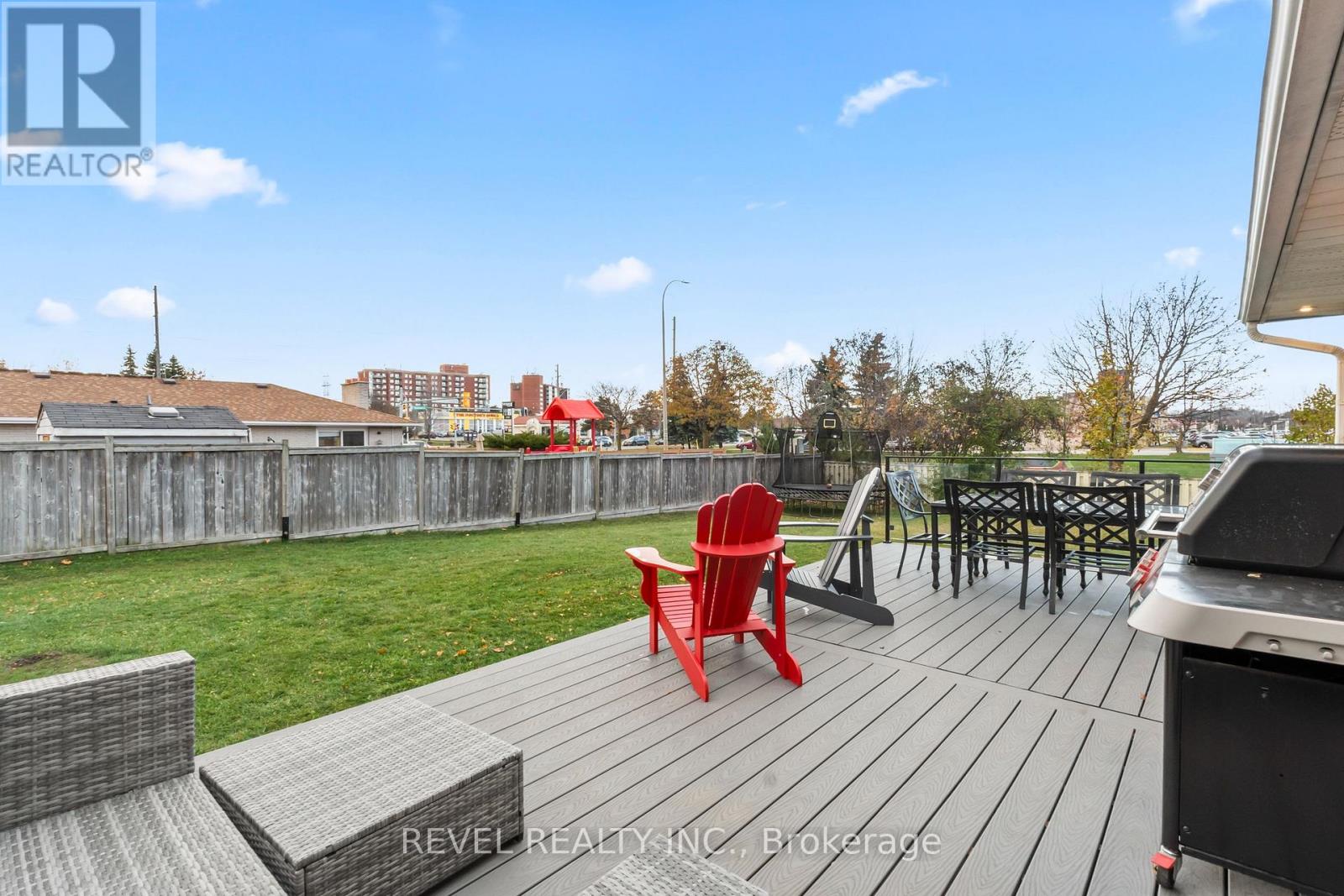 68 Applewood Crescent, Whitby, Ontario L1N 2E6 - Photo 38 - E12842782