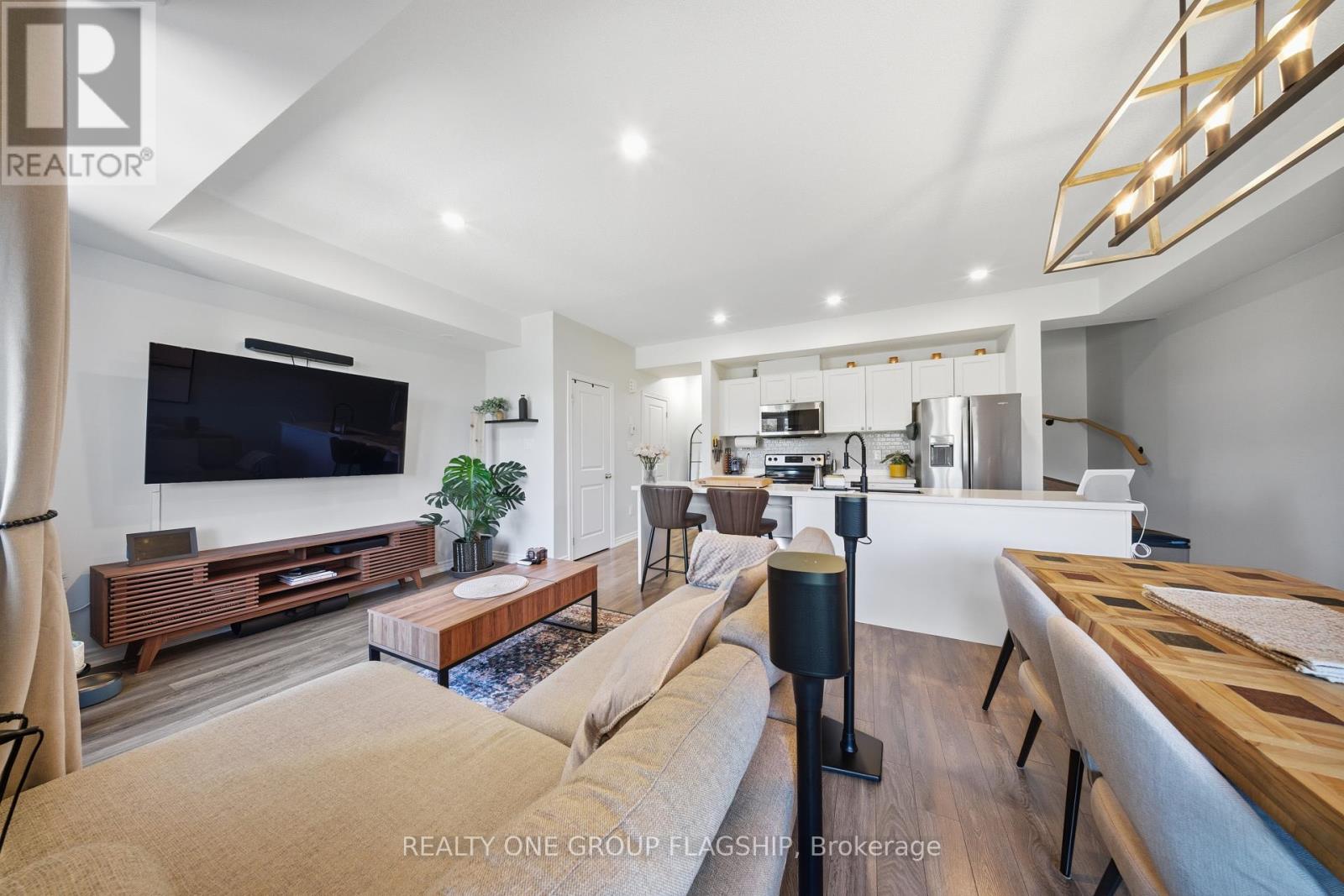 2613 Garrison Crossing, Pickering, Ontario L1X 0E5 - Photo 5 - E12842810