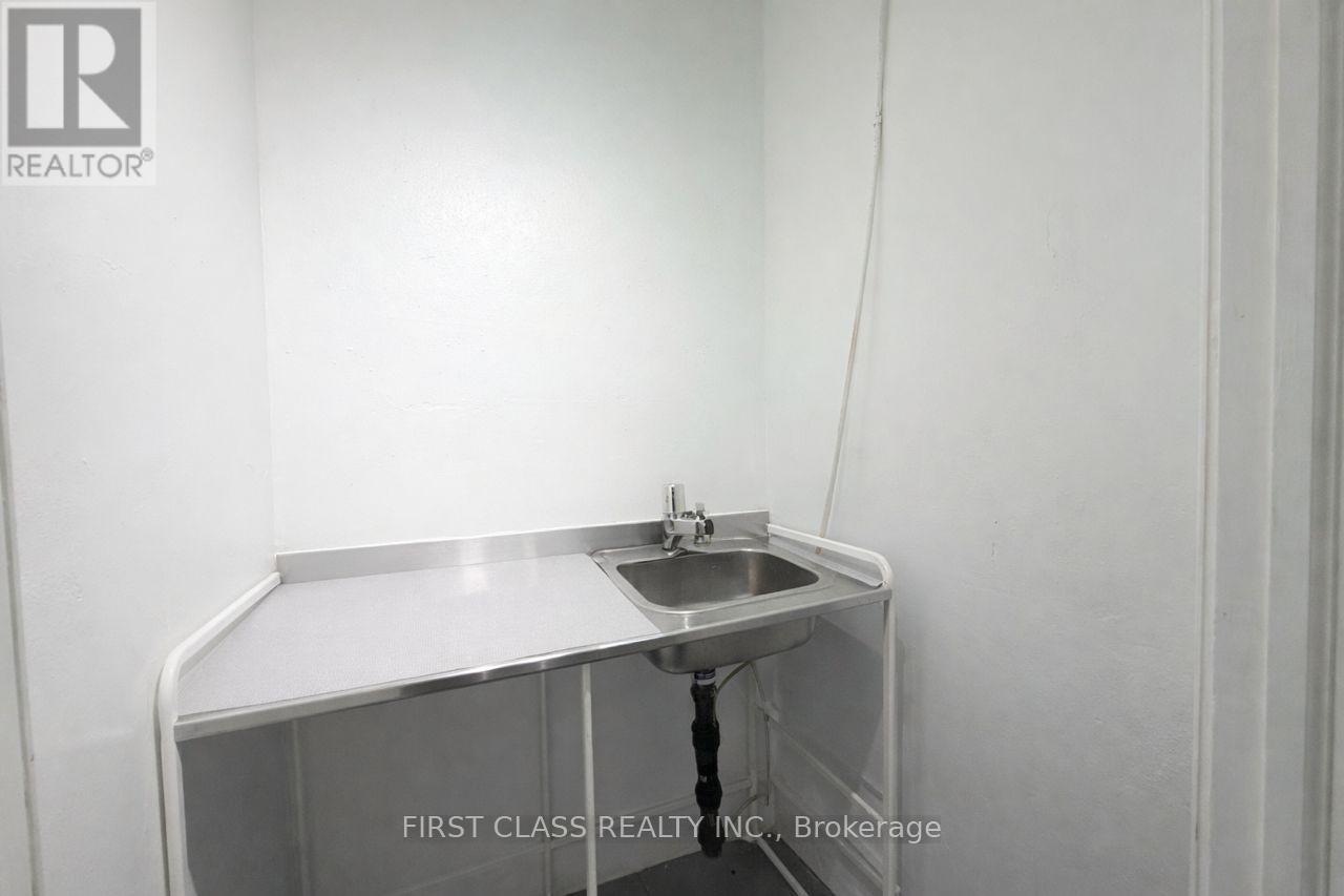 A - 3 Carlaw Avenue, Toronto, Ontario  M4M 2R6 - Photo 6 - E12842914