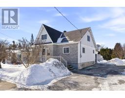 25 DUNBAR AVENUE, Cornwall, Ontario