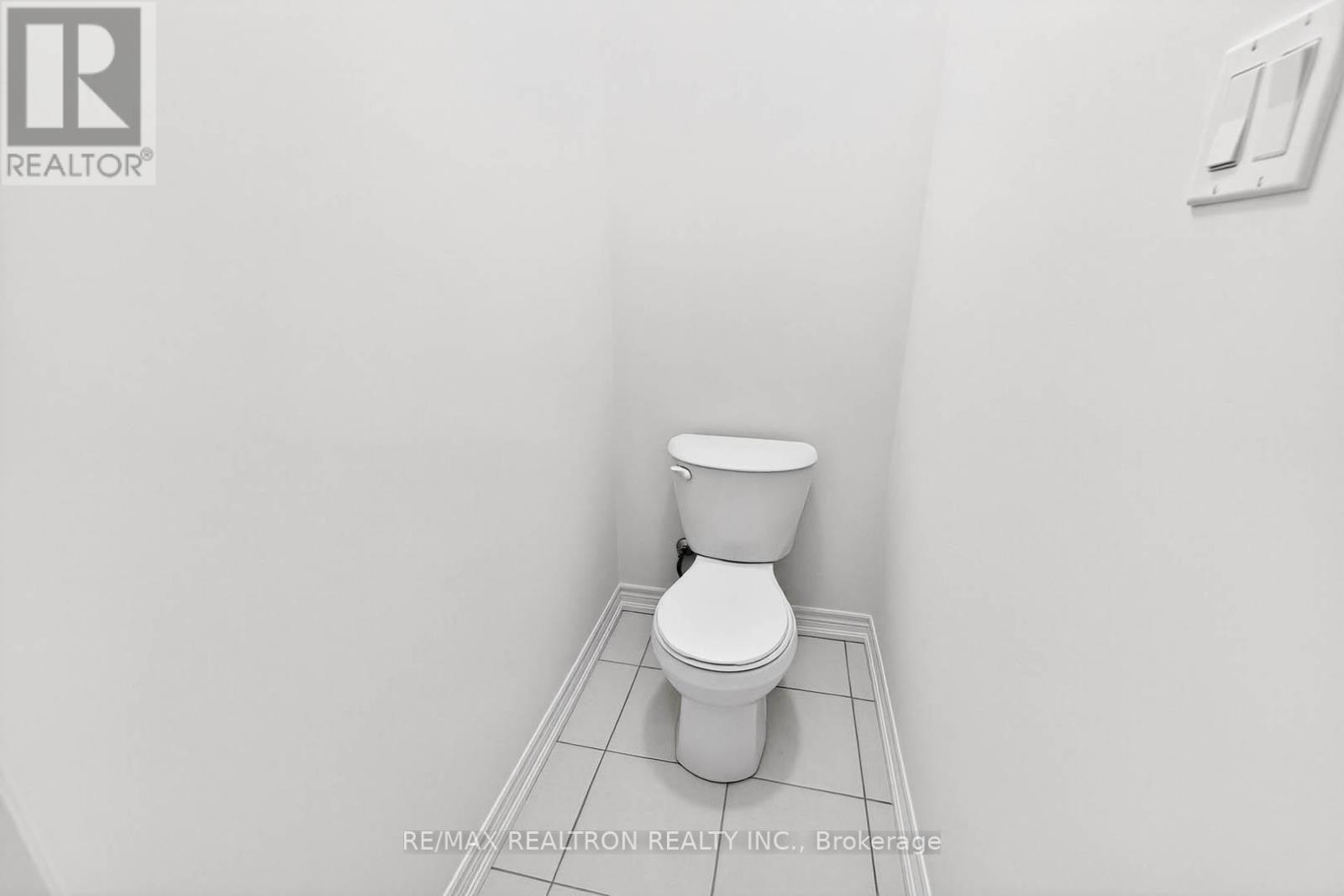 1 Wakefield Boulevard, Essa, Ontario  L3W 0L7 - Photo 29 - N12842796