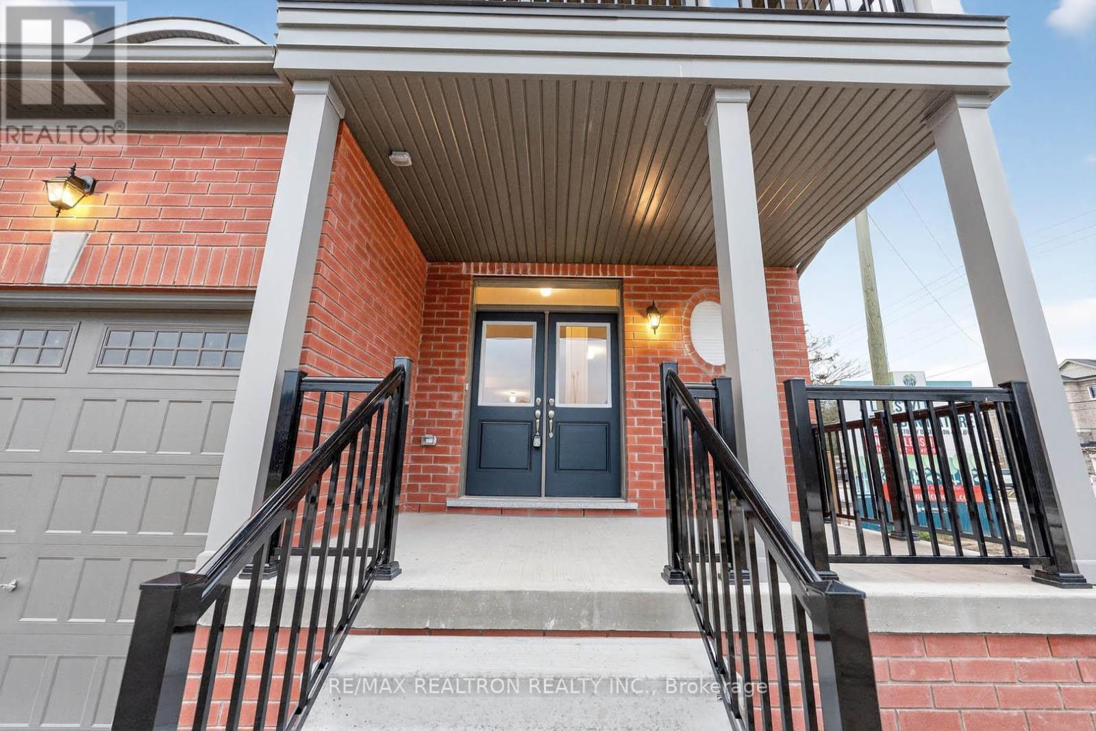 1 Wakefield Boulevard, Essa, Ontario  L3W 0L7 - Photo 4 - N12842796