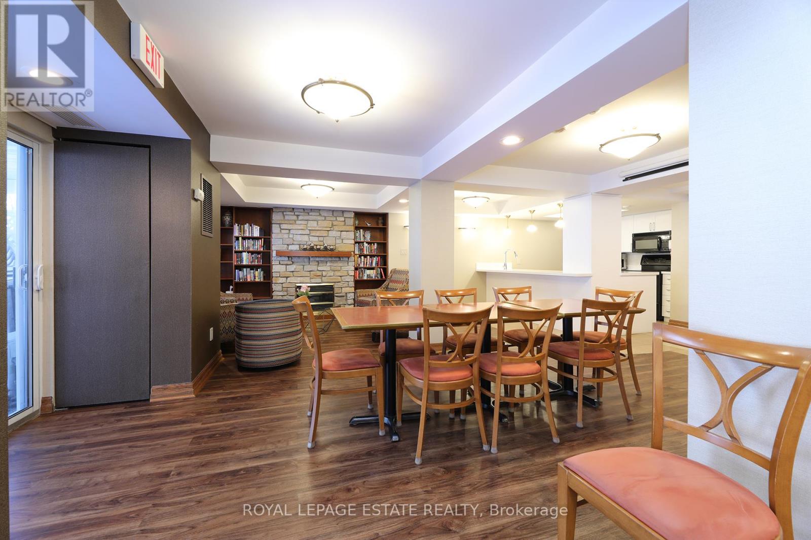 407 - 900 Bogart Mill Trail, Newmarket, Ontario  L3Y 8V5 - Photo 21 - N12842826