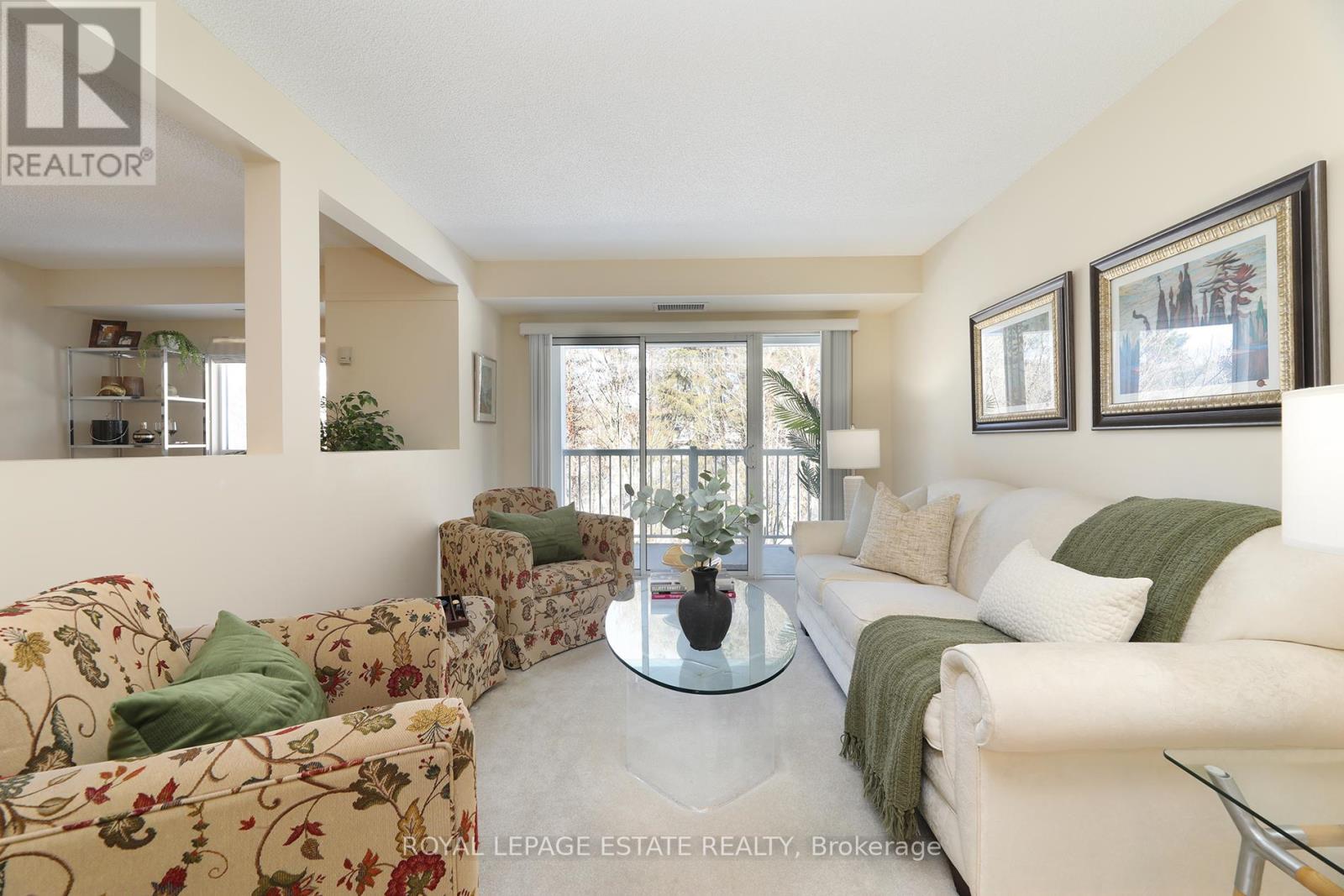 407 - 900 Bogart Mill Trail, Newmarket, Ontario  L3Y 8V5 - Photo 3 - N12842826