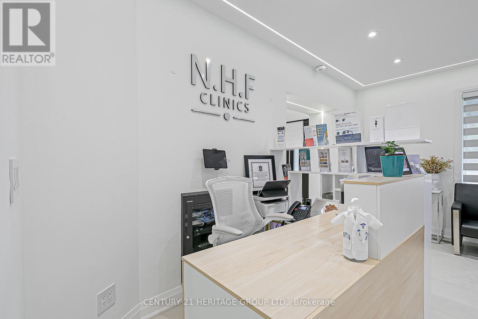 72 Prospect Street, Newmarket, Ontario  L3Y 3T2 - Photo 15 - N12842830