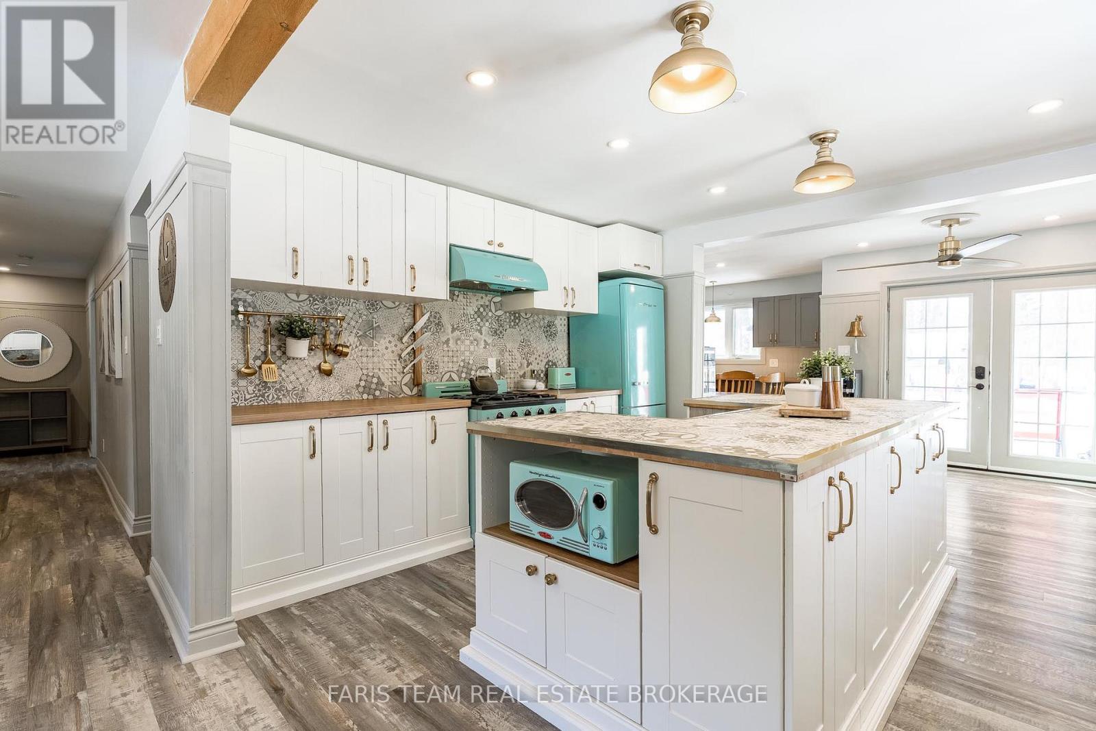 26832 Park Road, Georgina (Sutton & Jackson's Point), Ontario  L0E 1R0 - Photo 8 - N12842870