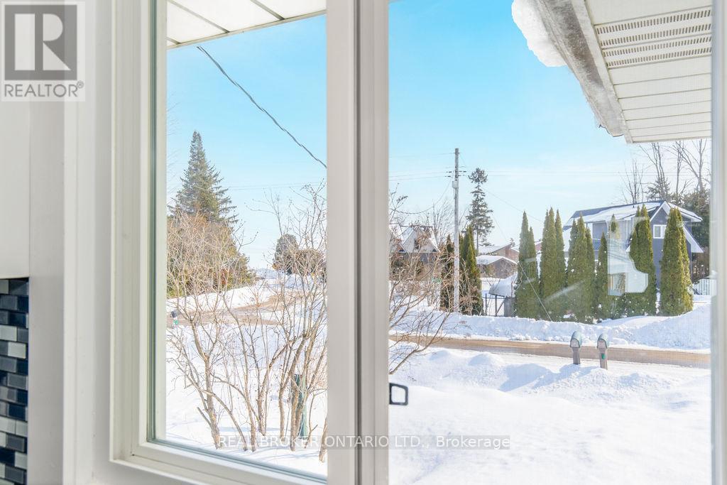 12 Owen Road, Oro-Medonte, Ontario  L0L 1T0 - Photo 16 - S12842772