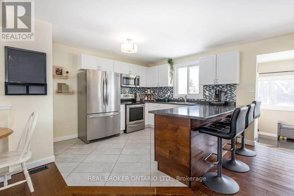 12 Owen Road, Oro-Medonte, Ontario  L0L 1T0 - Photo 6 - S12842772