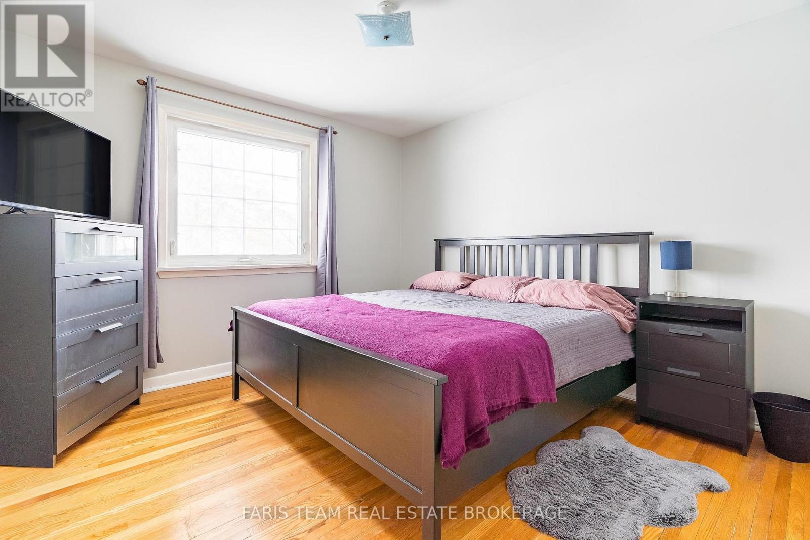 18 Newton Street, Barrie (Wellington), Ontario  L4M 3N3 - Photo 15 - S12842794