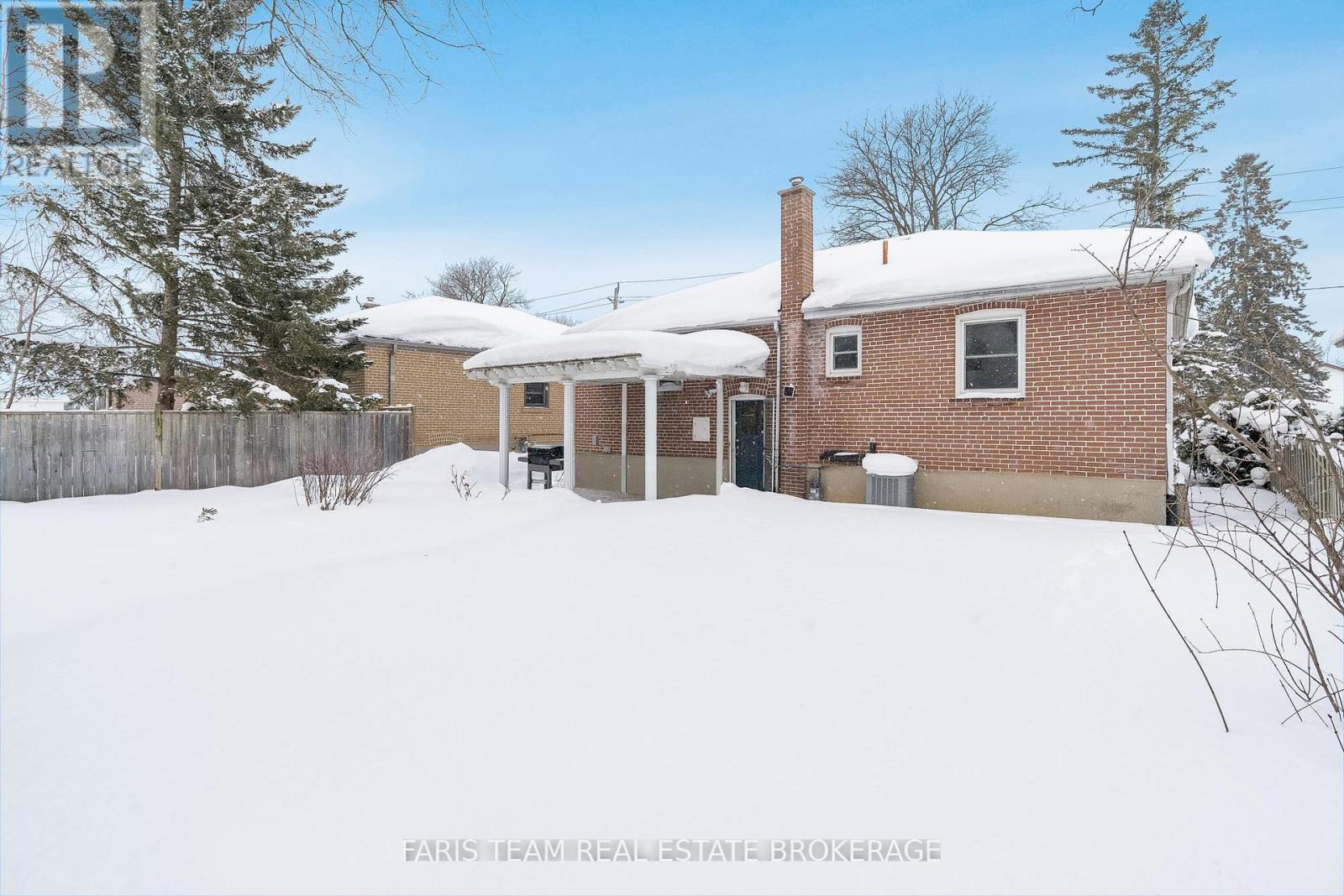 18 Newton Street, Barrie (Wellington), Ontario  L4M 3N3 - Photo 40 - S12842794