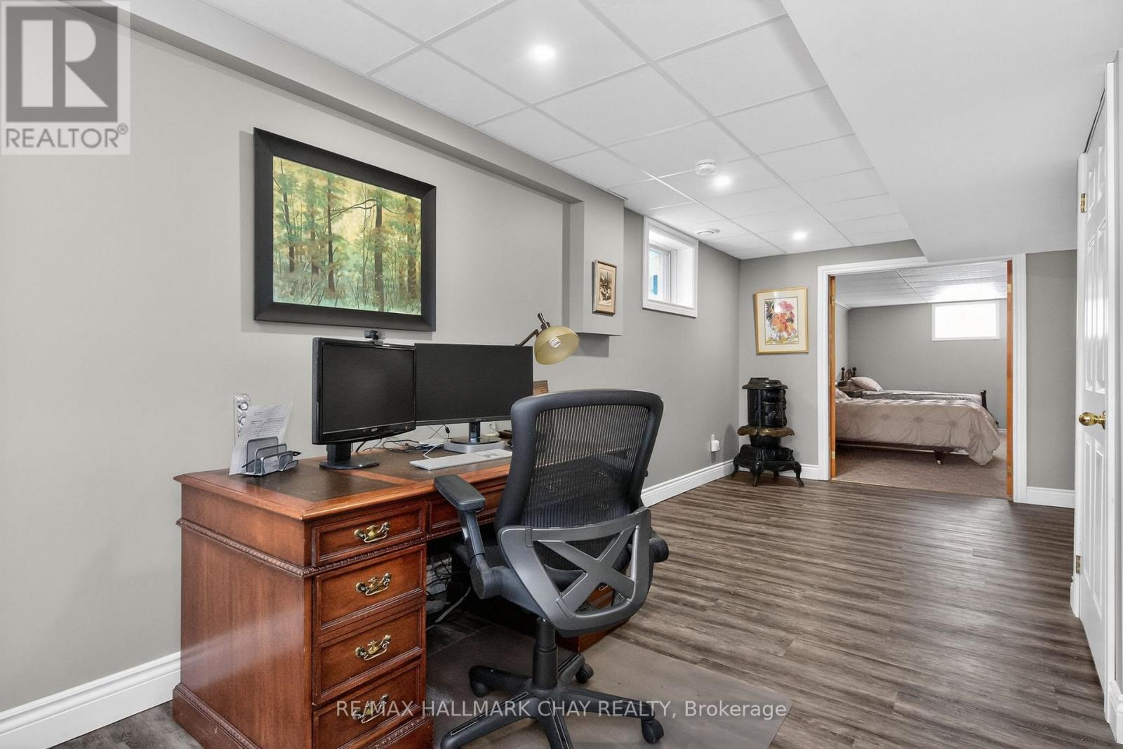 48 Marlow Circle, Springwater, Ontario  L0L 1V0 - Photo 30 - S12842906