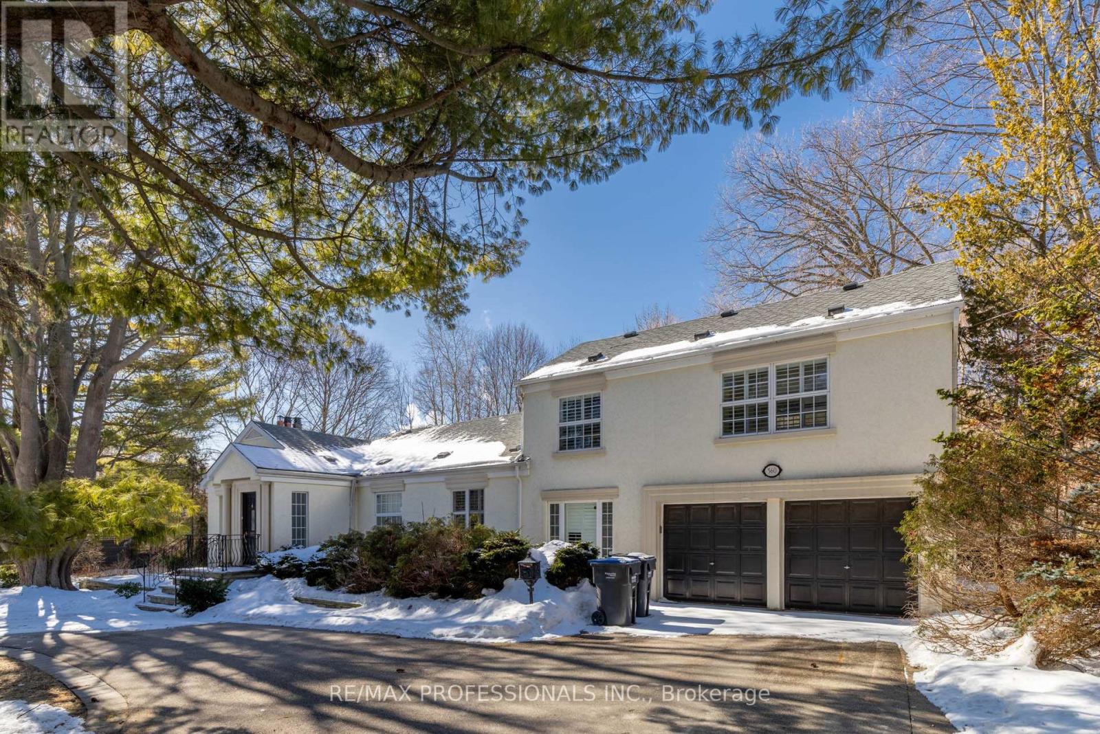 560 MEADOW WOOD ROAD, Mississauga, Ontario