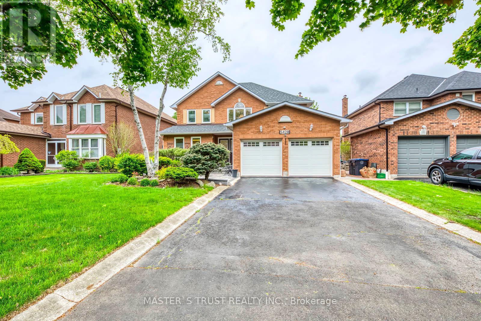 5428 EDENCROFT CRESCENT, Mississauga, Ontario