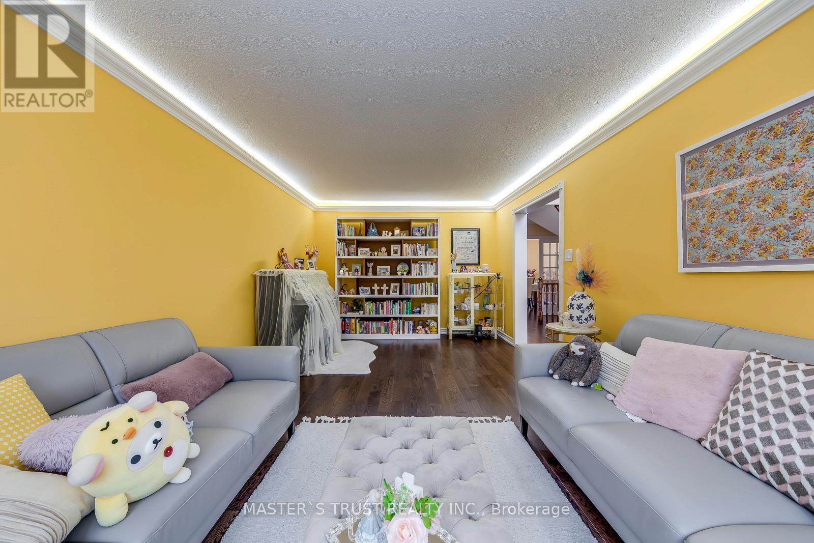 5428 Edencroft Crescent, Mississauga, Ontario  L5M 4M7 - Photo 8 - W12842912