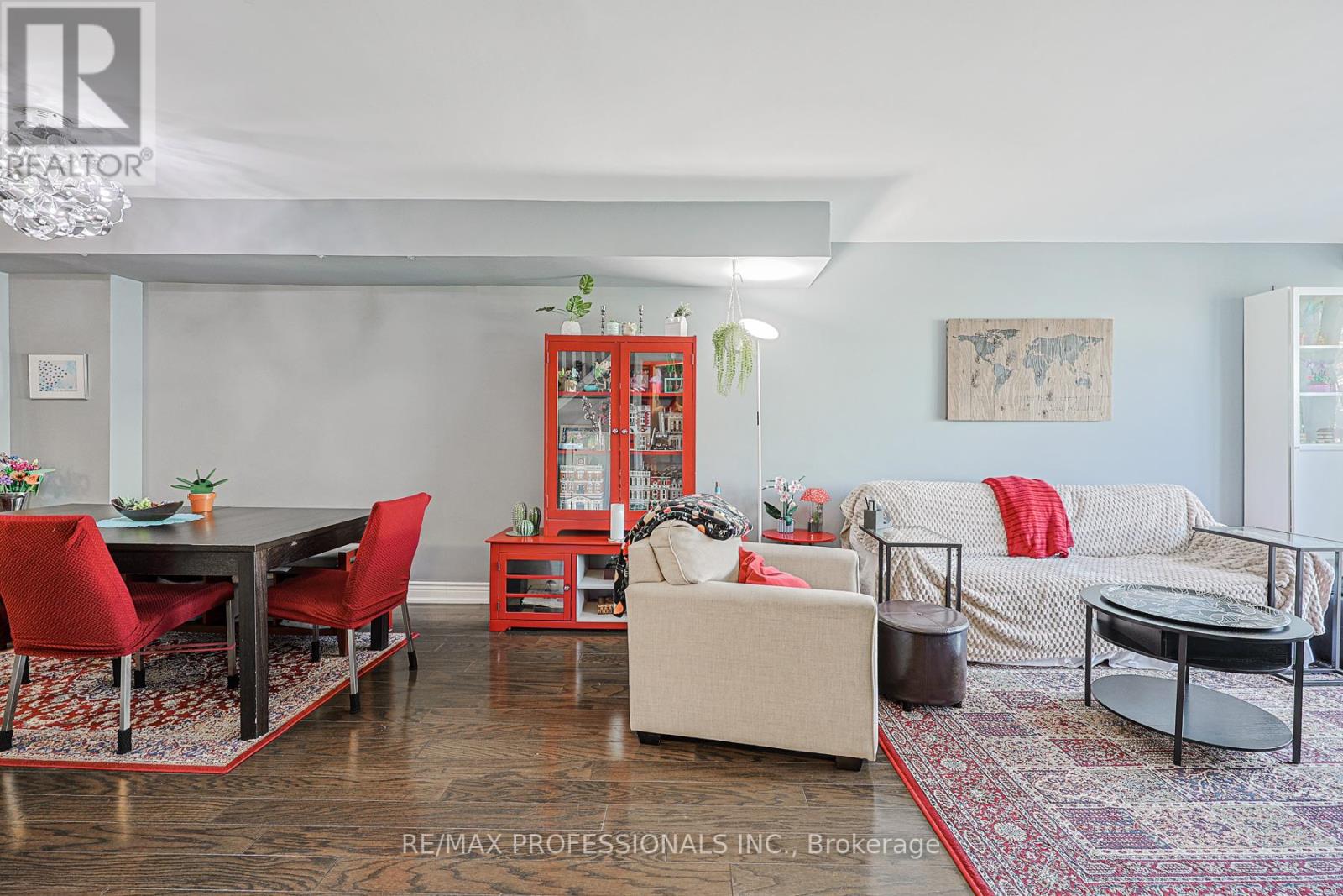 318 - 364 The East Mall Street, Toronto, Ontario  M9B 6C5 - Photo 10 - W12842920