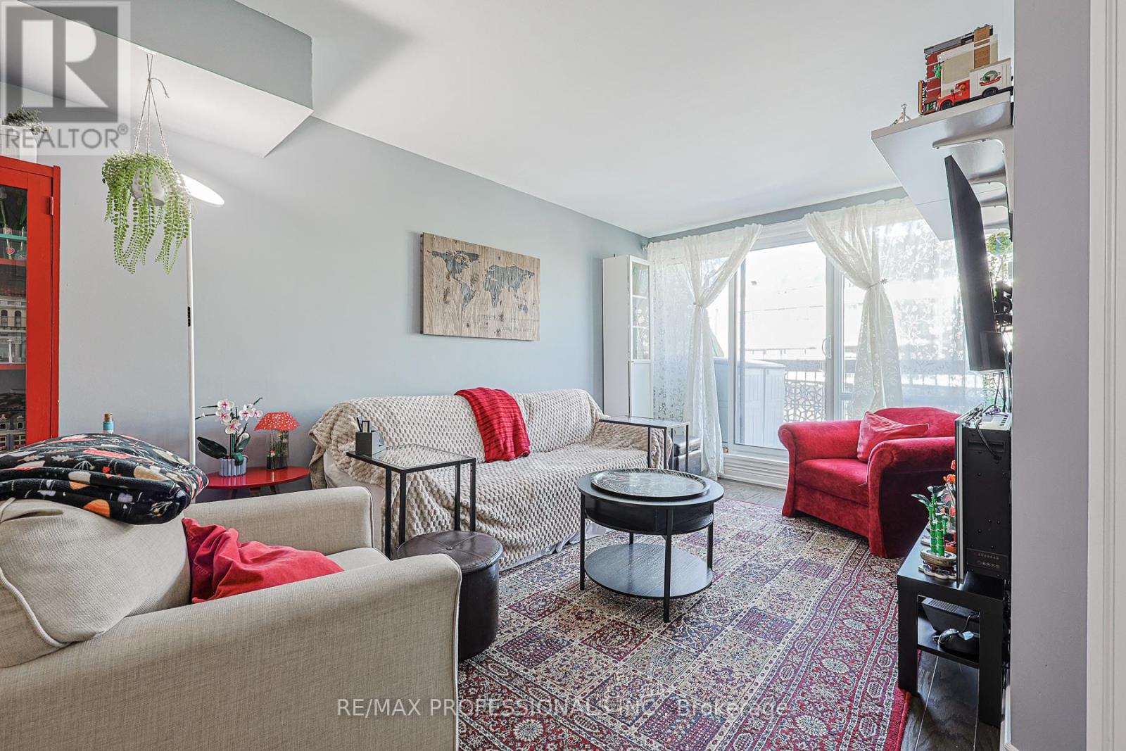 318 - 364 The East Mall Street, Toronto, Ontario  M9B 6C5 - Photo 11 - W12842920