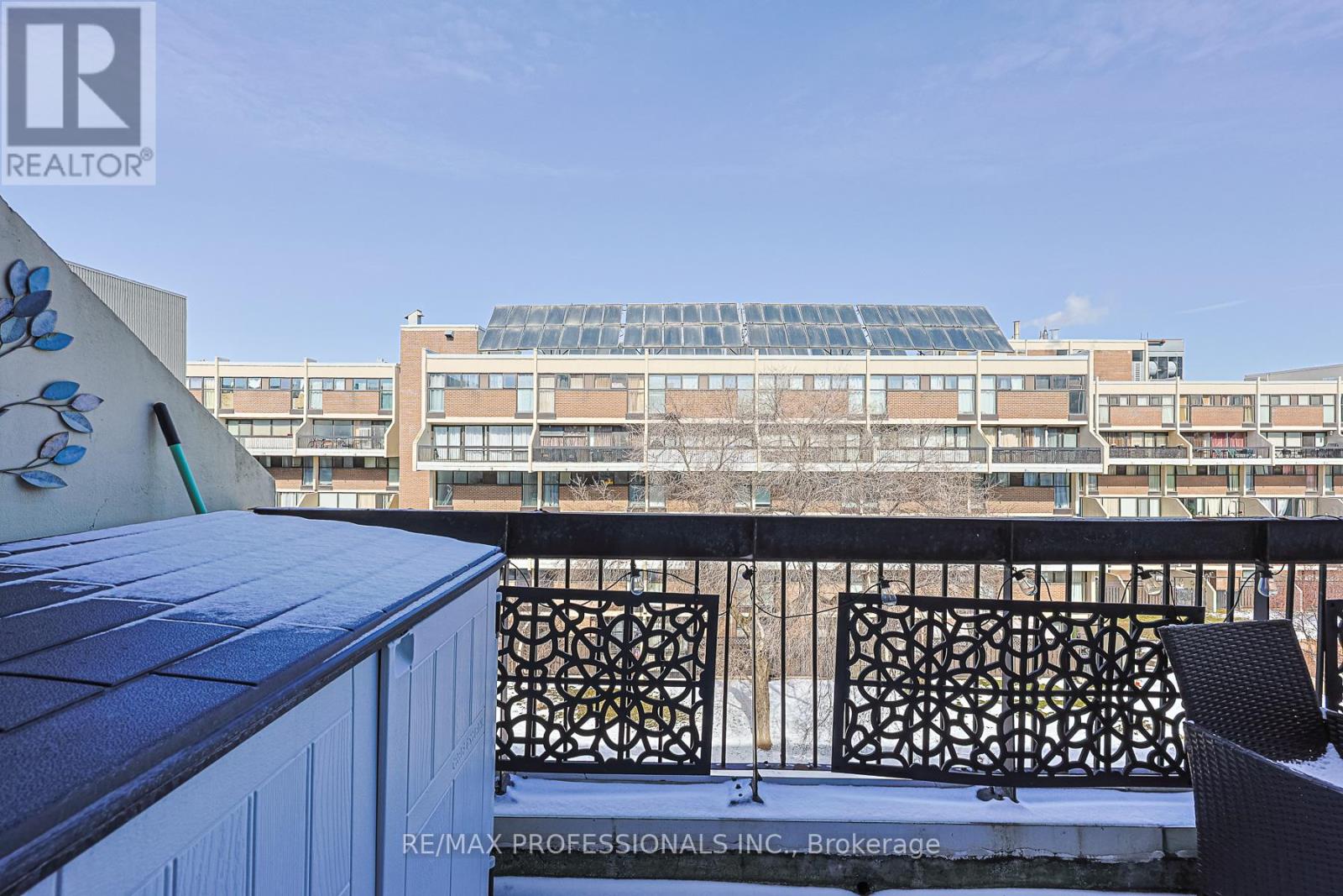 318 - 364 The East Mall Street, Toronto, Ontario  M9B 6C5 - Photo 14 - W12842920