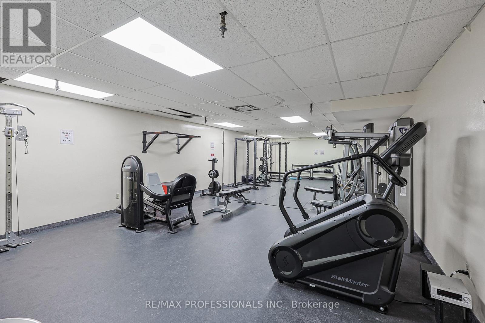 318 - 364 The East Mall Street, Toronto, Ontario  M9B 6C5 - Photo 34 - W12842920