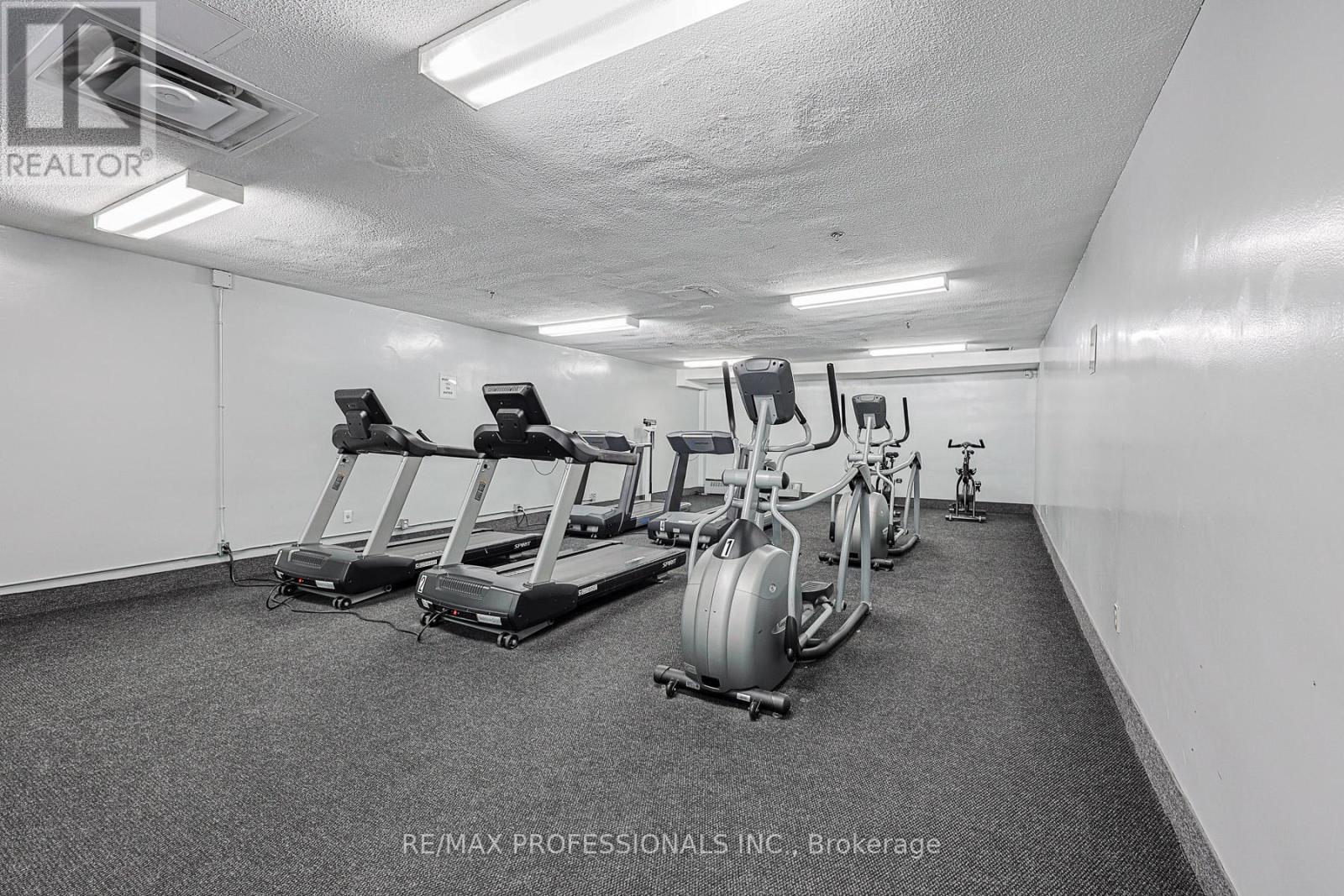 318 - 364 The East Mall Street, Toronto, Ontario  M9B 6C5 - Photo 35 - W12842920