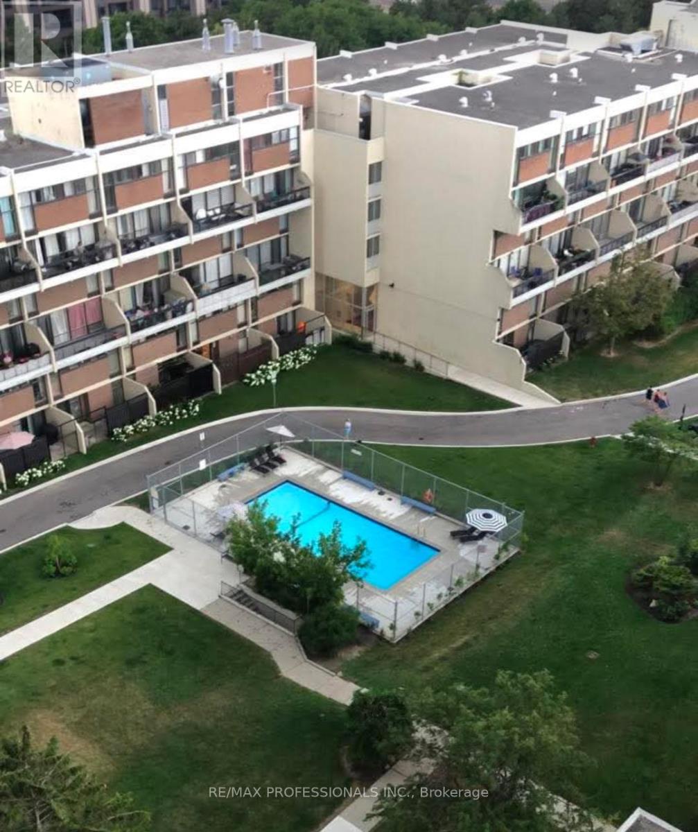 318 - 364 The East Mall Street, Toronto, Ontario  M9B 6C5 - Photo 43 - W12842920