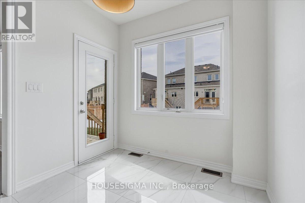 303 Great Falls Boulevard, Hamilton, Ontario  L8B 1Z5 - Photo 11 - X12842854