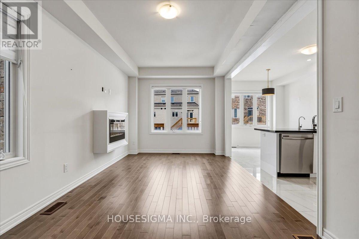 303 Great Falls Boulevard, Hamilton, Ontario  L8B 1Z5 - Photo 3 - X12842854